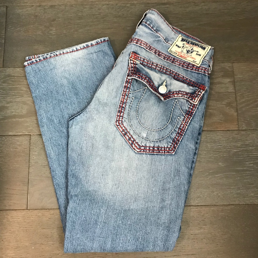 TRUE RELIGION MEN’s JEANS. Size:33x32